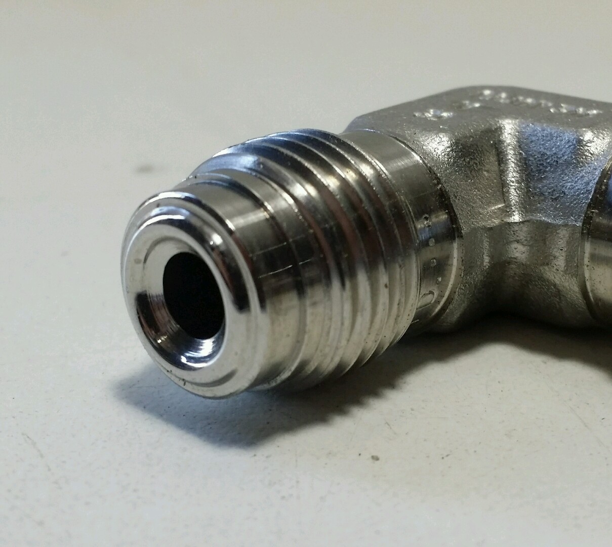 CAJON 1/2 Inch NPT 316 STAINLESS STEEL PIPE 90 Degree ELBOW Fitting eBay