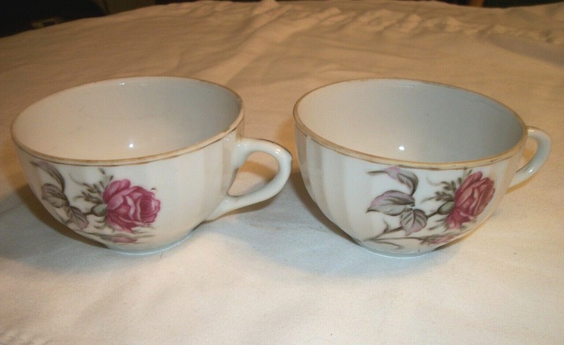 Two Bone China Cups  Red Rose & Rose Bud on Front -Gold on Edge and Handle-Japan