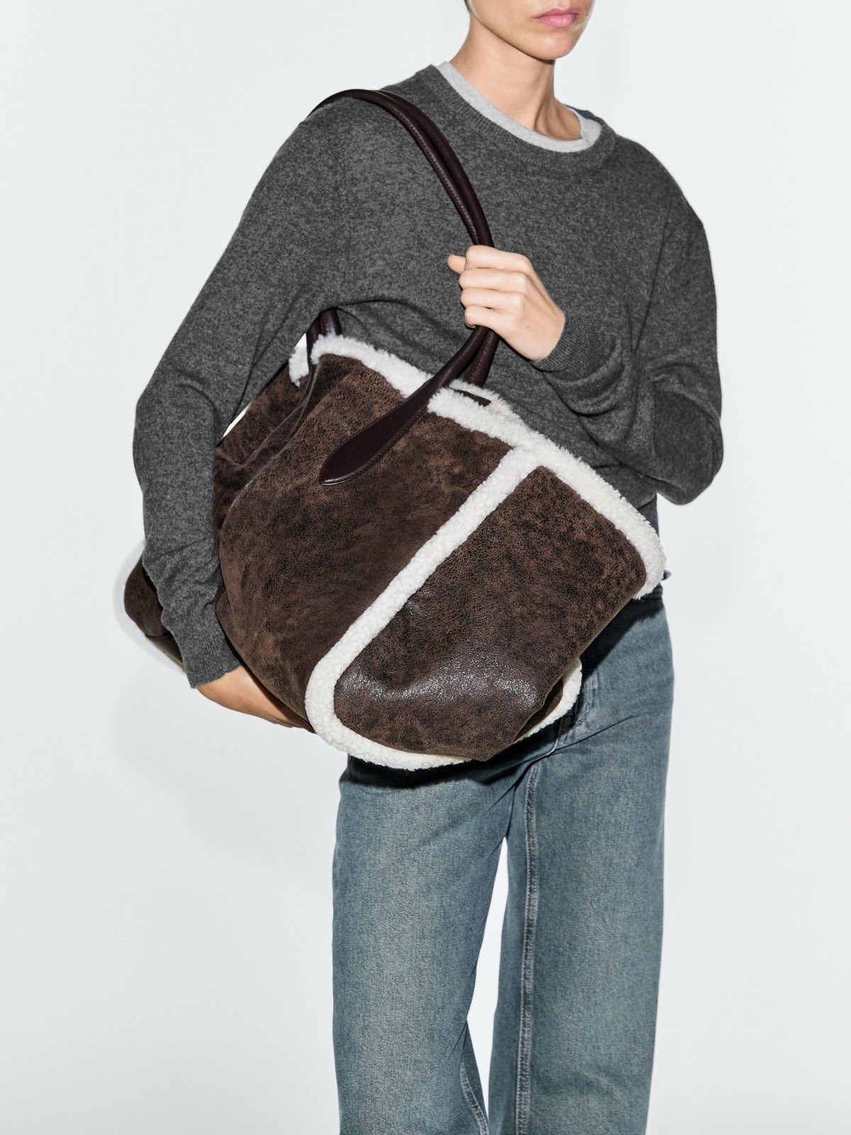 MASSIMO DUTTI DOUBLE-FACED MD ICON BAG image 4