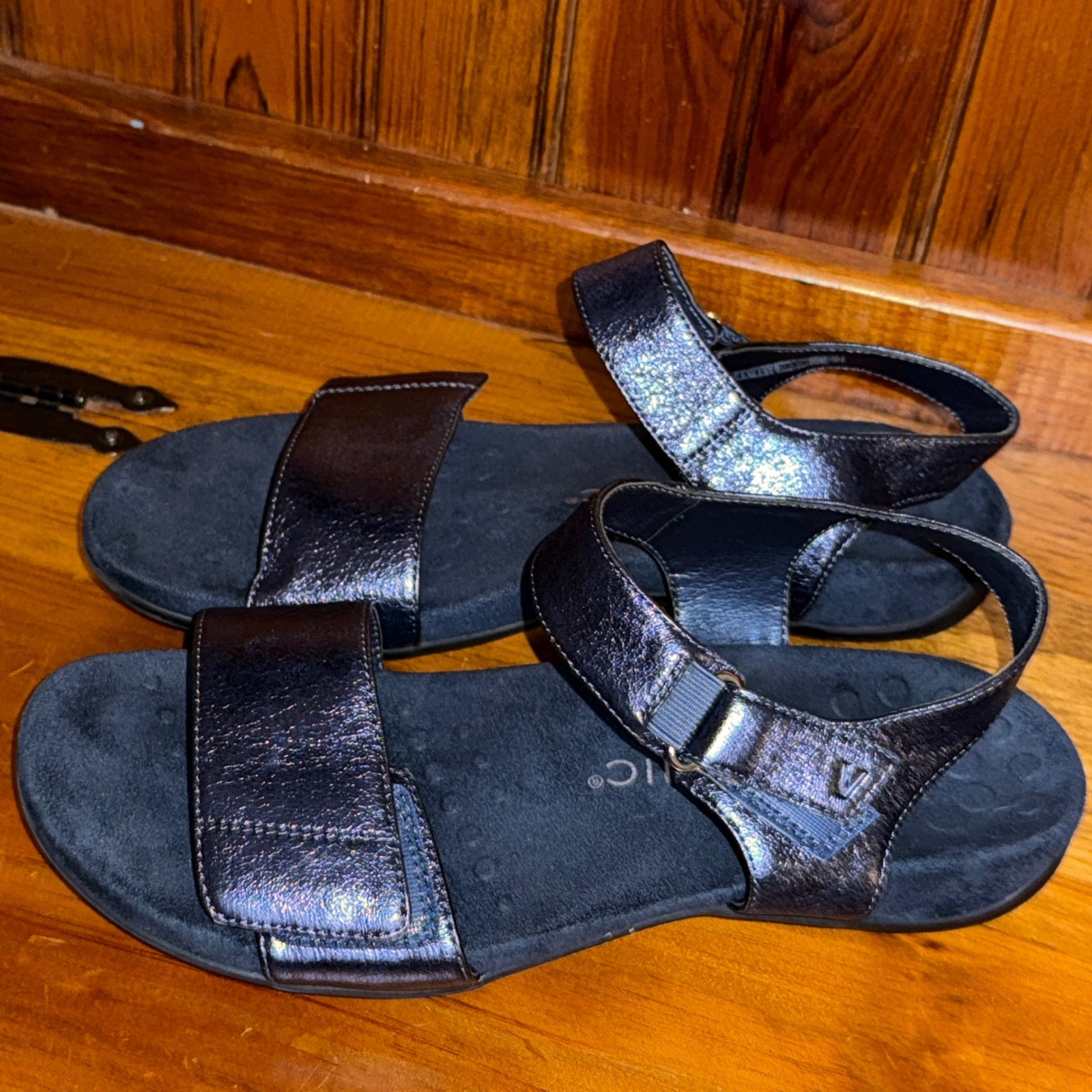 Vionic Marsala blue Metallic Adjustable Orthopedi… - image 3