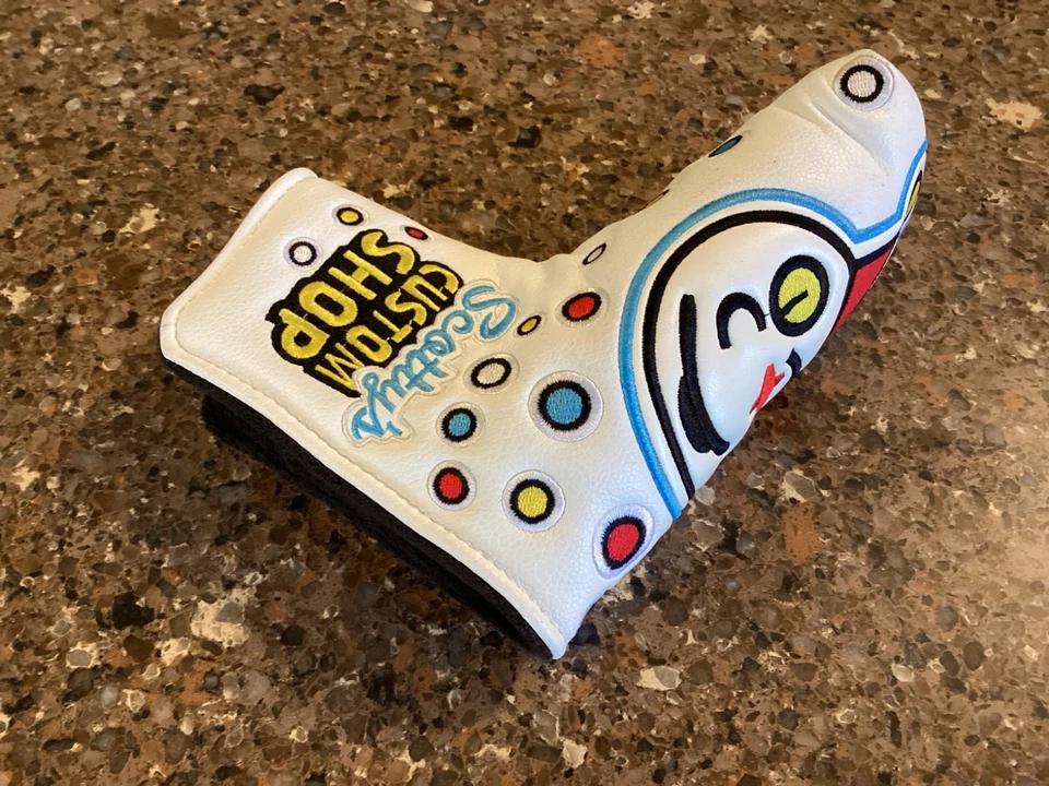 Scotty Cameron Jackpot Johnny Custom Shop Blade Putter Headcover White - Image 2 of 4