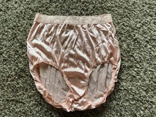 Hanes Her Way Satin Second Skin Style High Waisted Panties Size 8 Peach Color