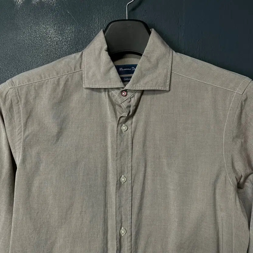 Massimo Dutti Slim Dress Shirt - Men’s, Pre-Owned, Size 52 thumbnail 3