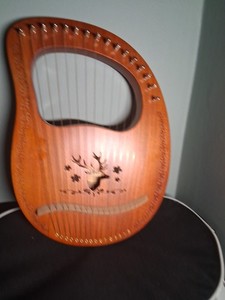 16 String  Lyre Harp Mahogany Body With Tuning Key String Cartridge!