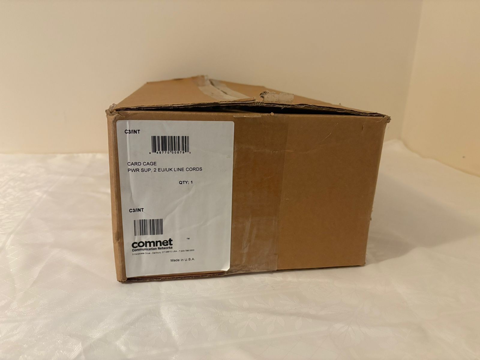 Jaula para tarjetas de montaje en rack Comnet C3-INT con fuente de alimentación