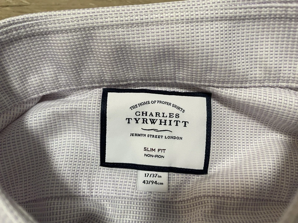 Camisa Charles Tyrwhitt Para Hombres Talla 17 37 Manga Larga Calce Clásico Sarga Púrpura Claro Foto 3 de 4