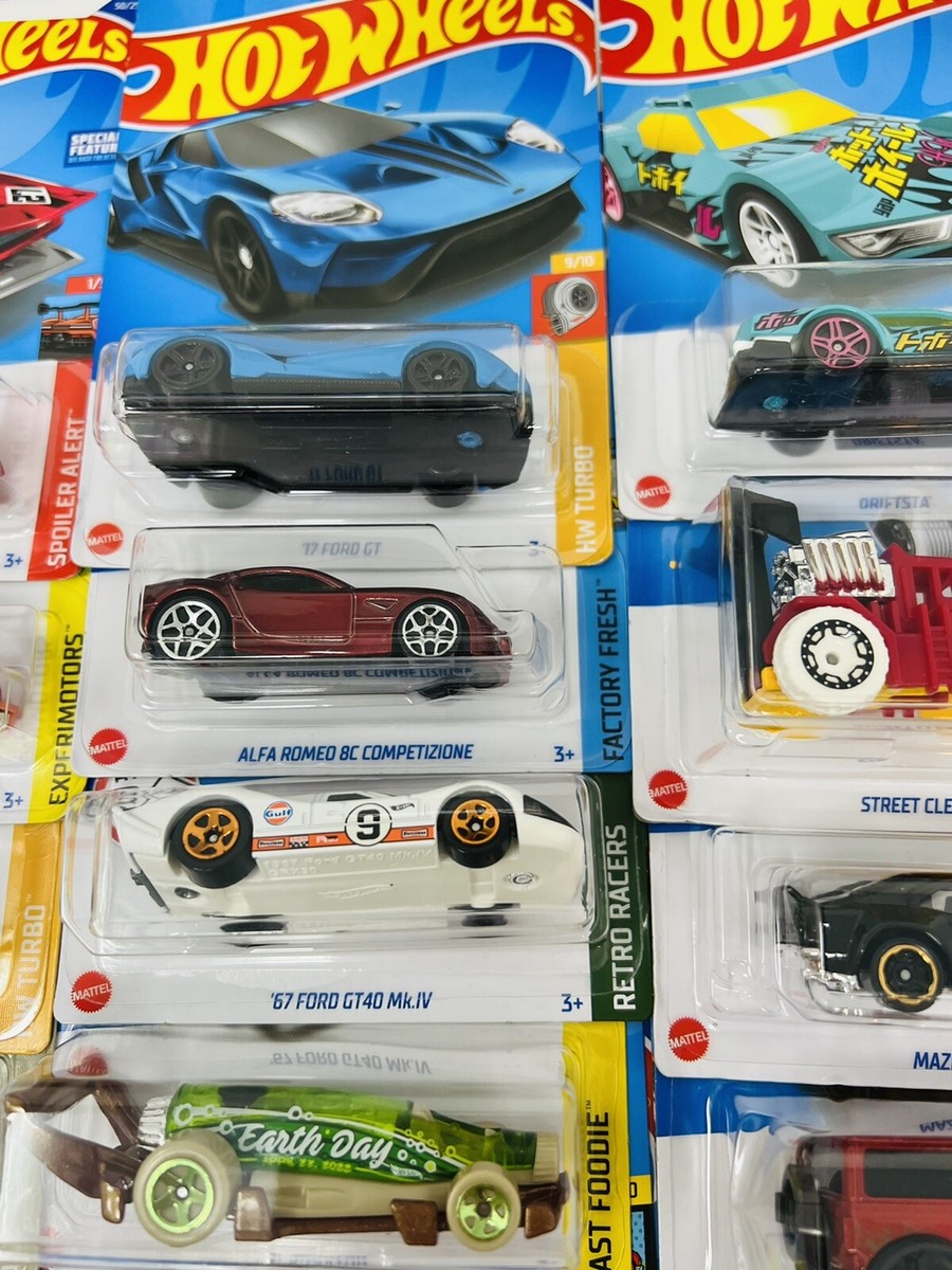 24 Hot Wheels 2024/23/22/21/20 – Selezione Casuale, Nessun Duplicato, Spediti In Scatola