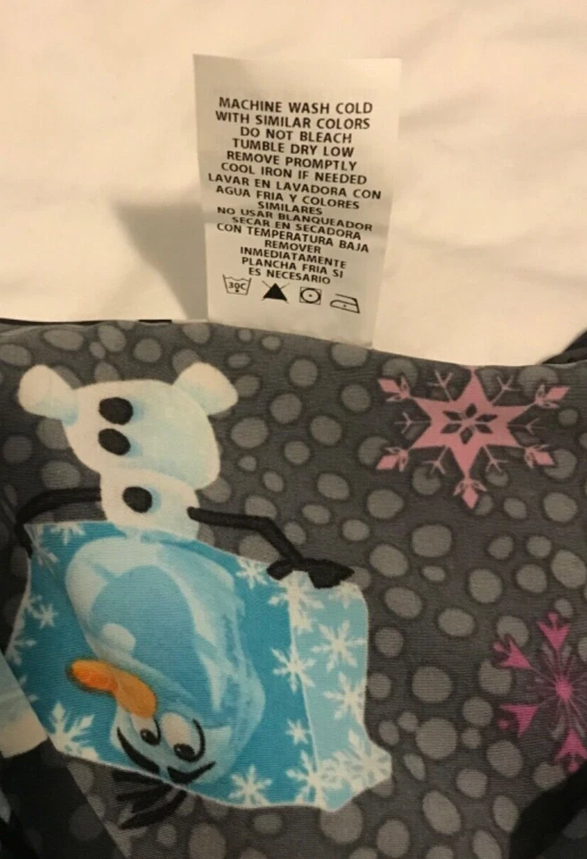 FROZEN’S OLAF BRAND NEW WOMENS SCRUB TOP SZ M ULTRA SOFT STRETCH V-NECK NWT - Image 4 of 4