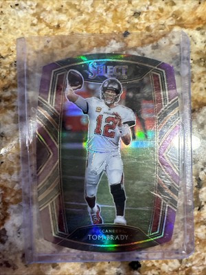 2020 SELECT #201 TOM BRADY ''PURPLE DIE-CUT PRIZM'' (TAMPA BAY BUCCANEERS) 051025