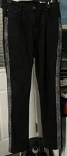 DG2 Diane Gilman Size 8T  BLACK DENIM JEANS HAS DESIGN SIDES OF LEGS NV02