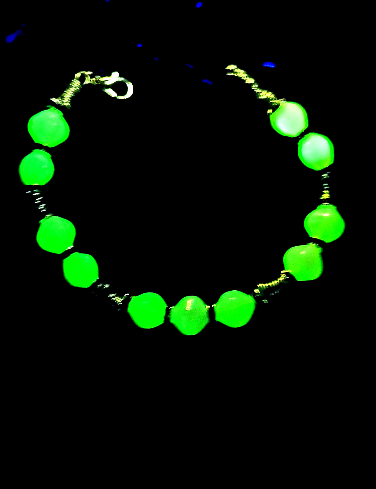 Uranium Glass Bead Tuxedo Coiled Wire Bangle With Clasp Bracelet Silver Accents
