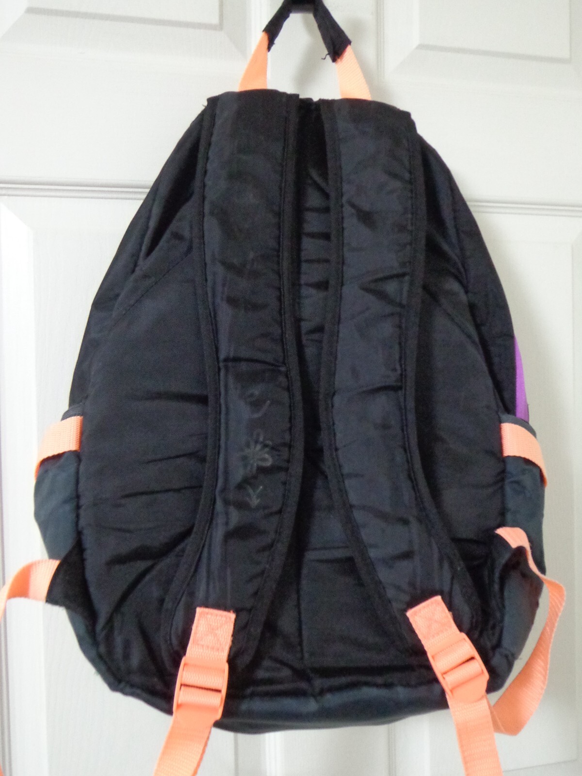 Eastsport Backpack Size Medium - image 4