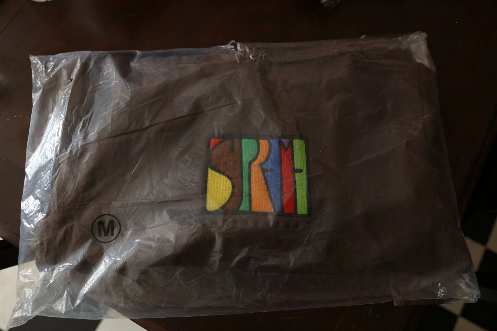 Felpa con cappuccio Supreme Enterprises marrone polveroso medio nuova sigillata