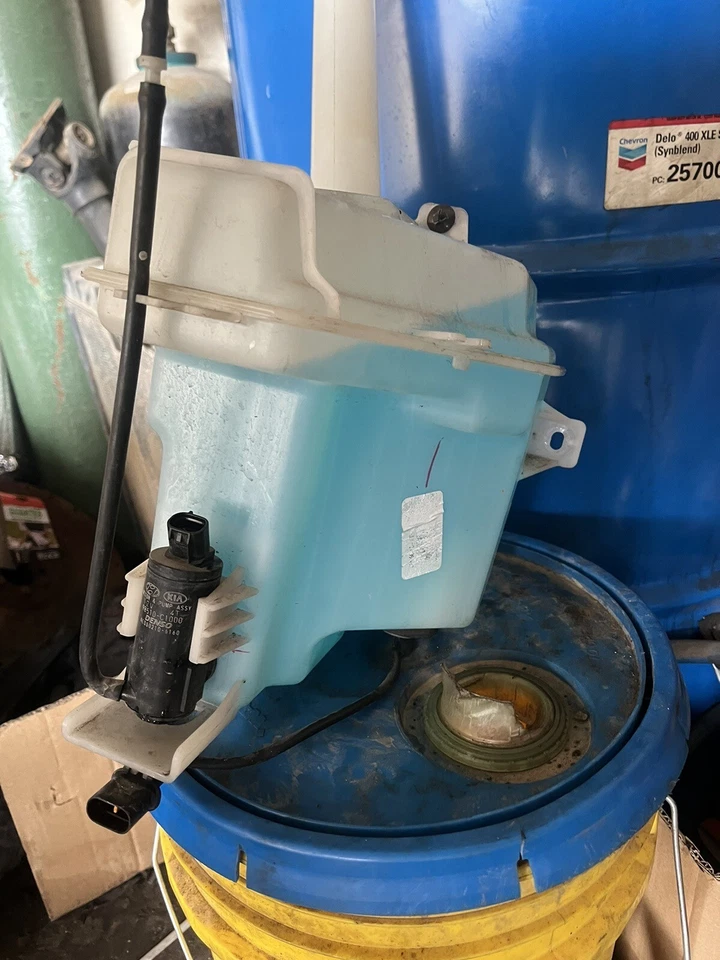 Depósito de parabrisas Kia Optima 2016-2020💎💎💎 Foto 4 de 4