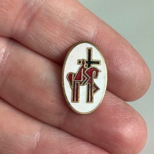 Vintage Methodist Church Bicentennial Christian Horse and Rider Oval Pin United