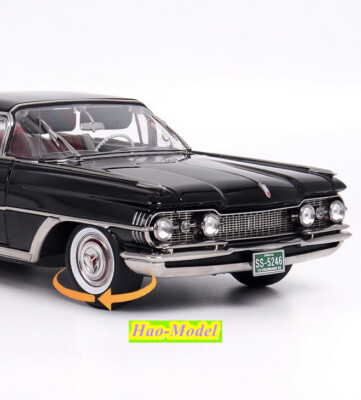 Sun Star 1:18 Oldsmobile 98 Alloy Diecast Metal Car Model