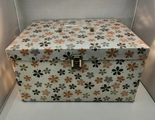 Vtg MCM Flower Power Quilted Vinyl Sewing Box w/ Lucite Handle & Vtg Supplies