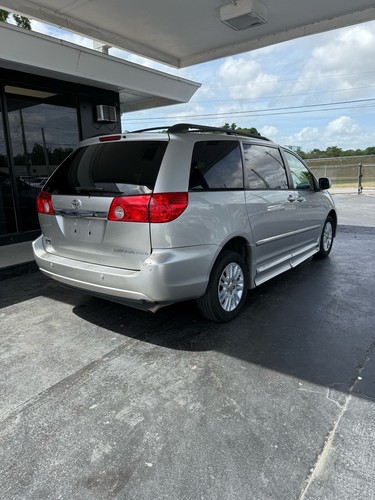 2010 Toyota Sienna XLE LIMITED WHEELCHAIR VAN - Picture 4 of 20