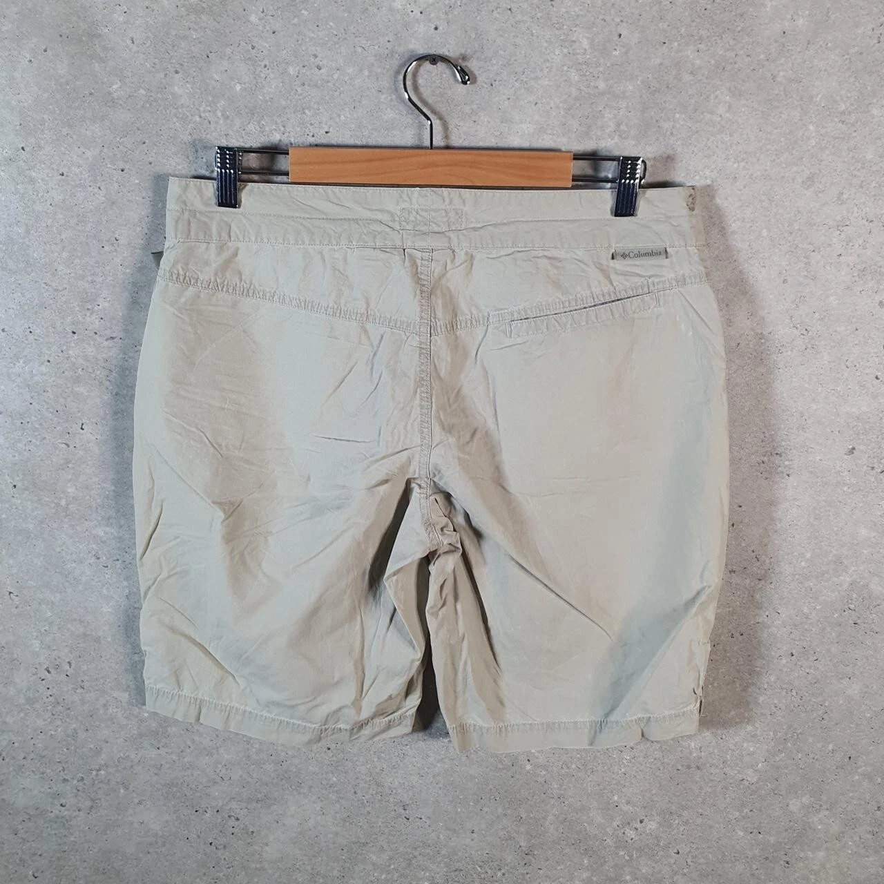 Vintage Columbia Shorts Jorts Cargo Womens W34 Brown Athletic Hiking Fishing