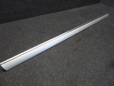 Mercedes CL C215 W215 Zierleiste Türleiste vorne rechts 744 silber A2156900862 Mercedes CL C215 W215 Zierleiste Türleiste vorne rechts 744 silber A2156900862