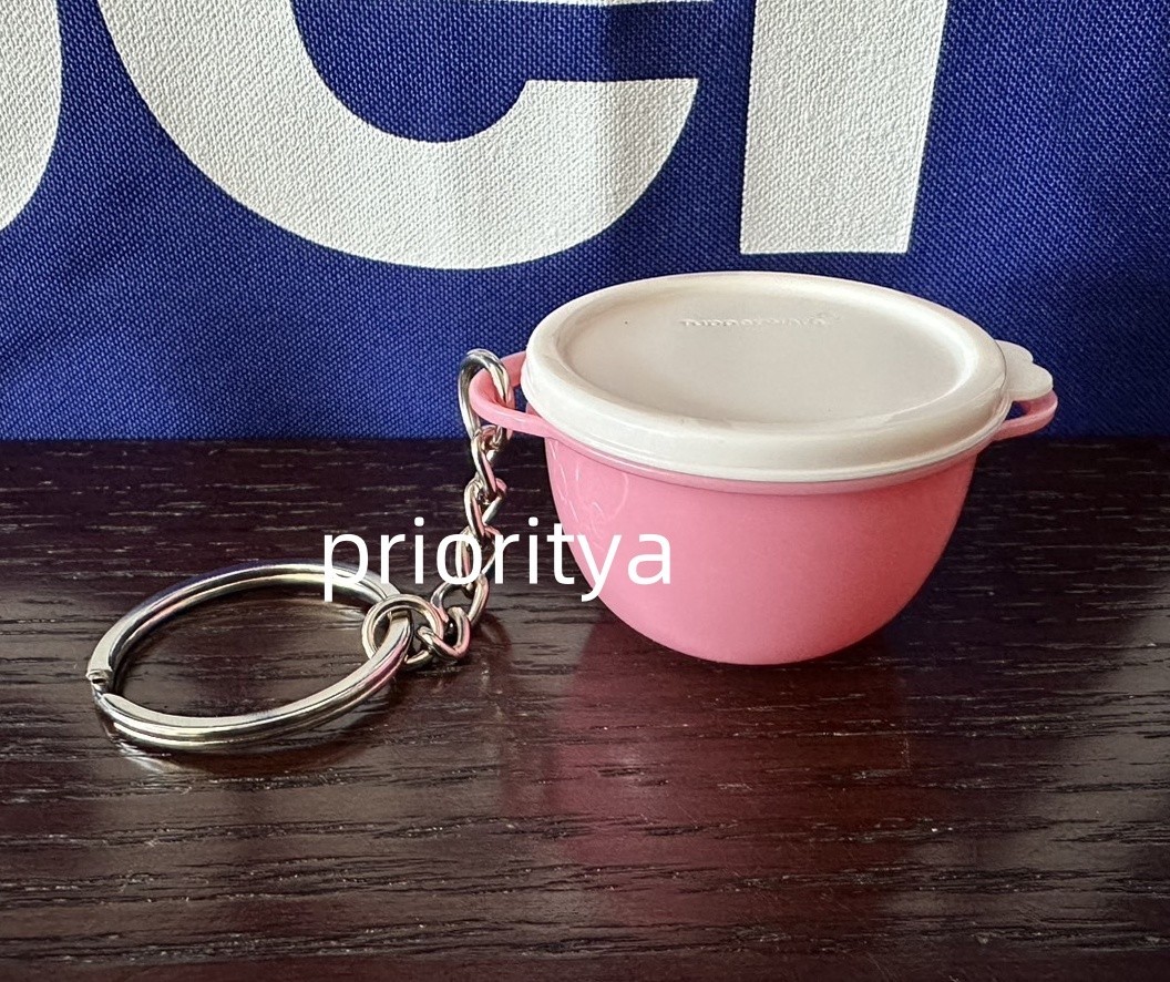 Tupperware KEYCHAIN Onion Heart Freezer Mates Signature Line