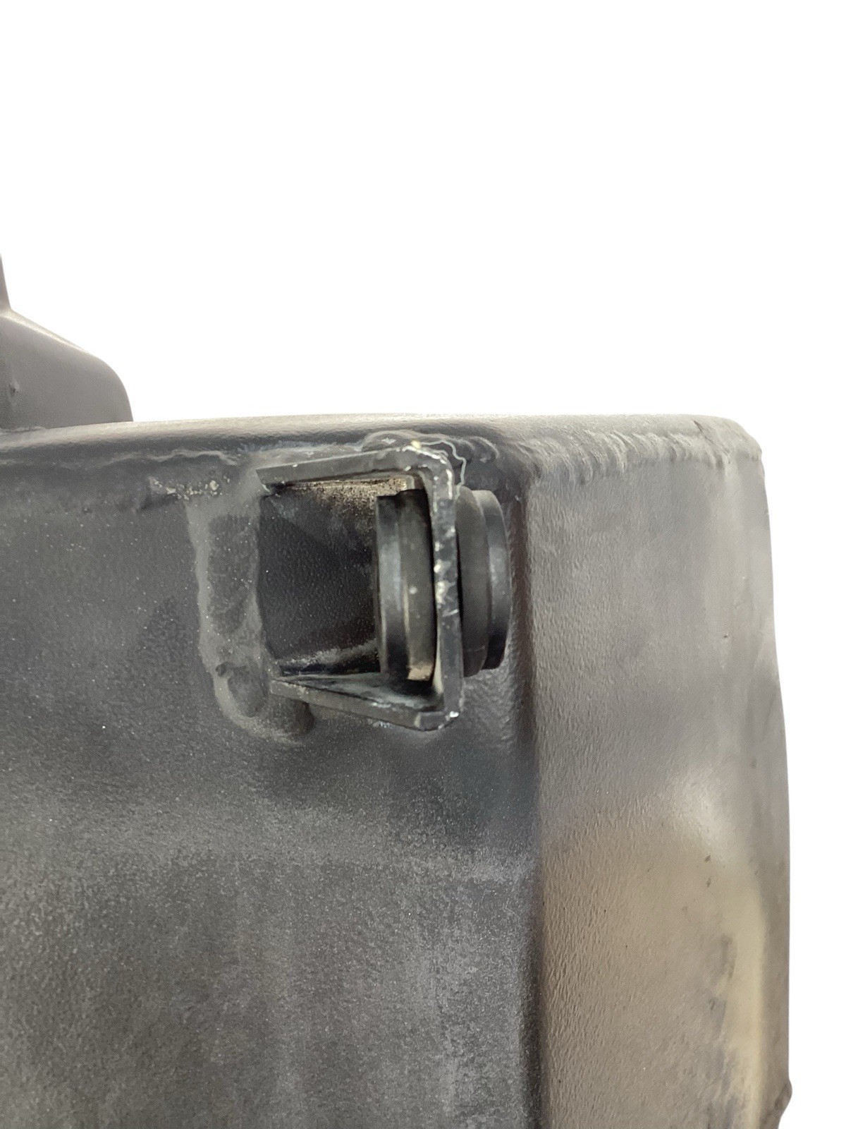 05-07 Maserati Quattroporte M139 4.2L Engine Oil Reservoir Tank 205033 OEM