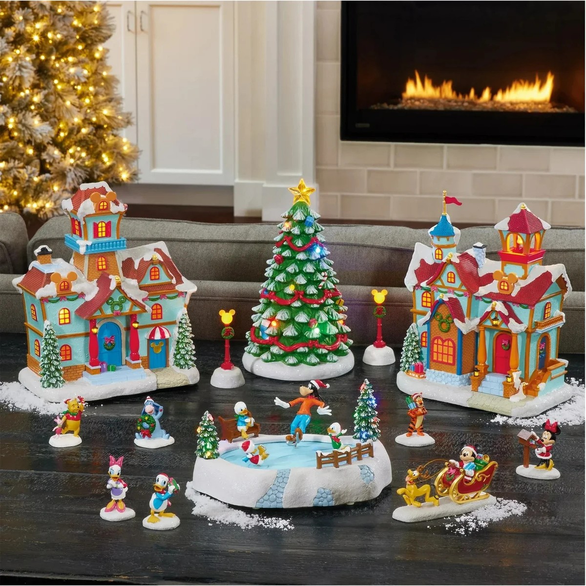 DISNEY HOLIDAY VILLAGE 13 PIECE SET 1739918 *NEW IN OPEN BOX | eBay
