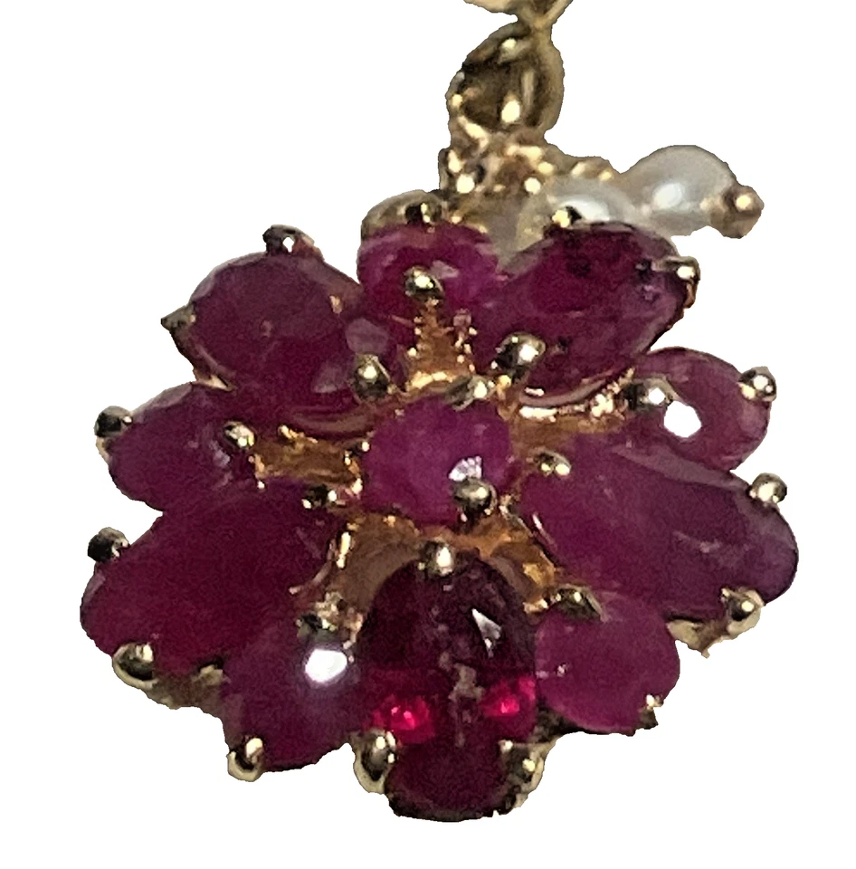Pendientes vintage de rubí y perlas naturales en oro de 14K Foto 3 de 4