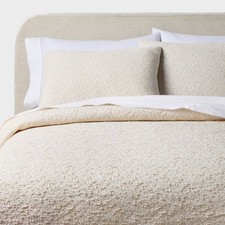 3pc Full/Queen Reversible Lightweight Matelasse Quilt and Shams Set Vine
