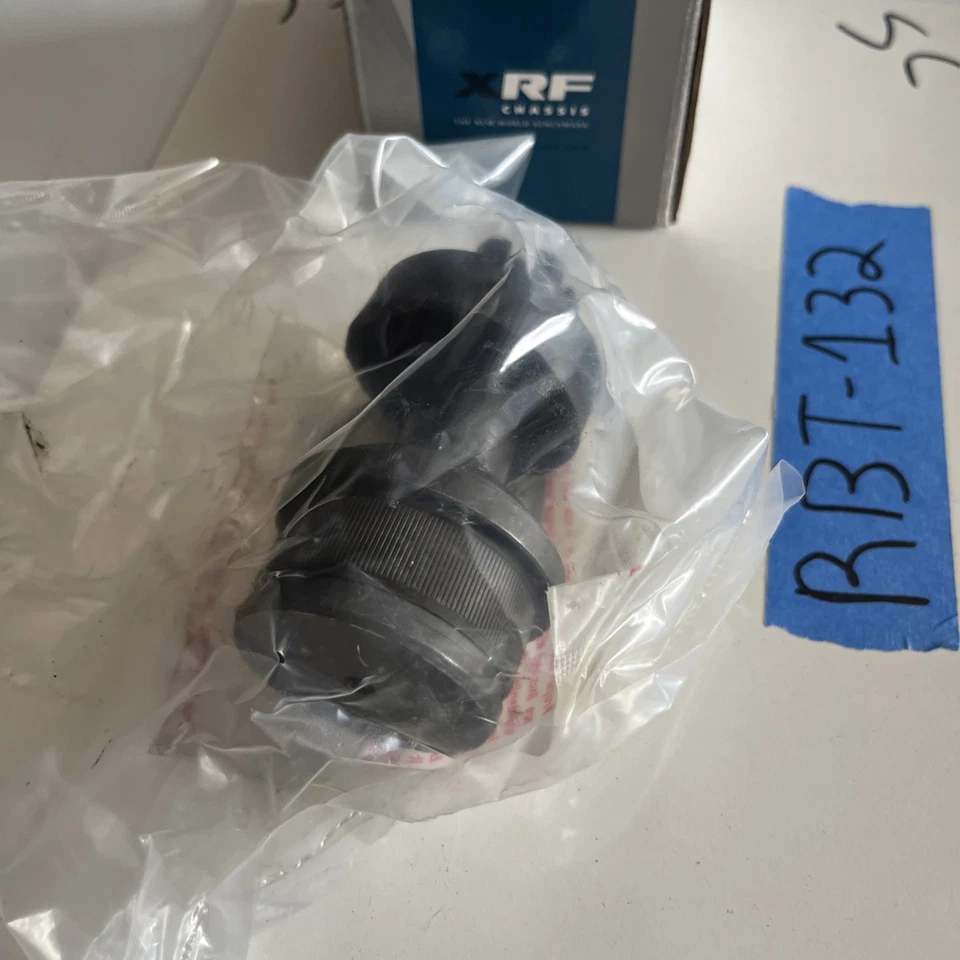 Suspensión delantera rótula superior XRF SBJ-1166 para Dodge Ram 2500 3500 4x4 Foto 4 de 4