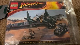 LEGO Indiana Jones: Fight on the Flying Wing (7683)