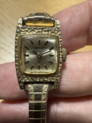 Rare 60's 1967 Seiko Ladies Mechanical Wind Gold Watch / 11
