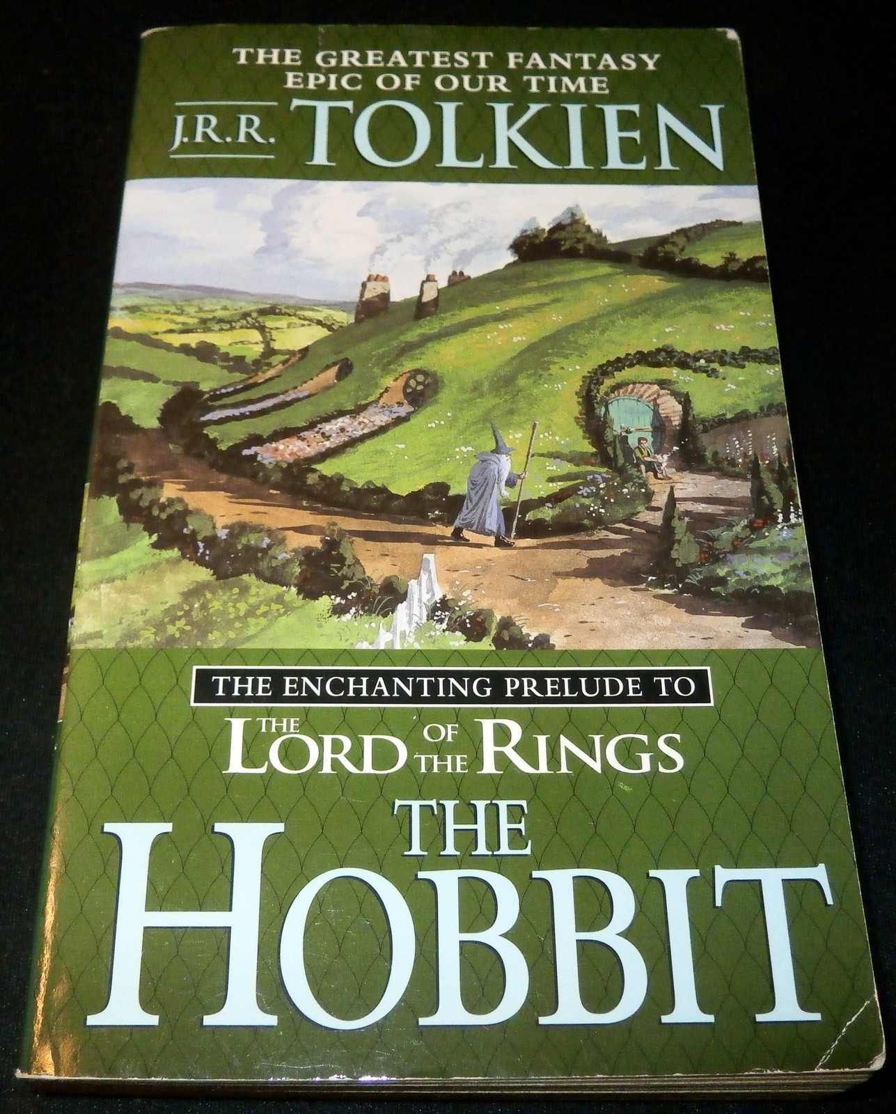 The Hobbit | J.R.R. Tolkien | 1986 Del Rey Paperback | GOOD Cond. | Fast Ship!