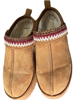 Woman Beach by Matisse Zen slippers clog Size 9M   1/2 heel
