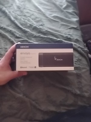 DENON DSB-50BT  portable wireless speaker Envaya Bluetooth W/charging Cord RS