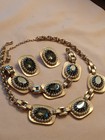 JUDY LEE Olive Green and Gold Tone Necklace and Bracelet Earrings Parore MCM — photo 1