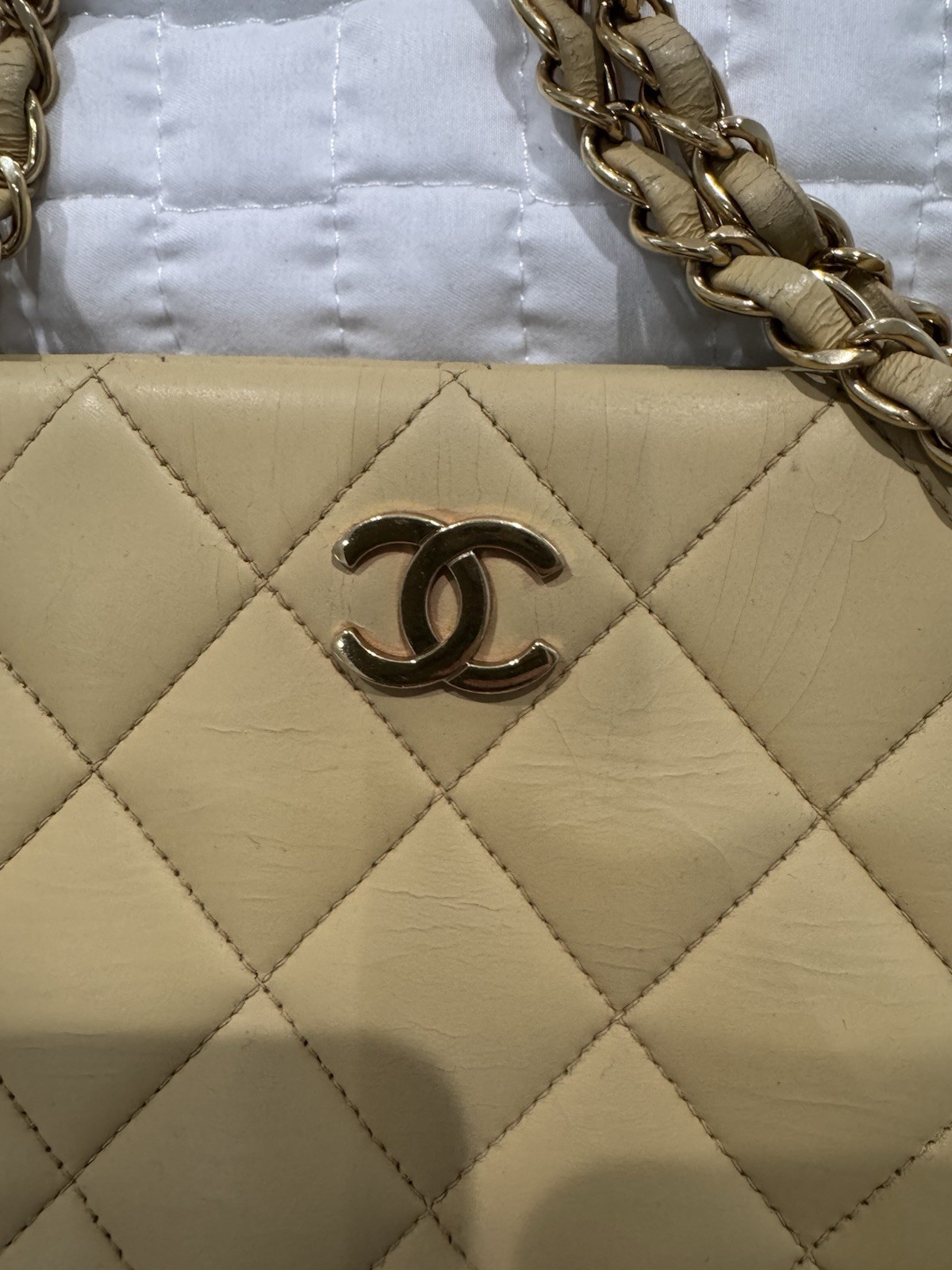 Vintage Chanel Quilted Shoulder Bag Authentic thumbnail 2
