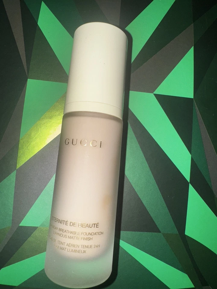 GUCCI 24H WEAR BREATHABLE FOUNDATION LIMINOUS MATTE FINISH 110C FAIR NEW IN BOX - Image 3 of 3