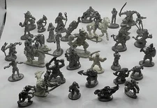 Ral Partha Grenadier Dungeon & Dragons (1970’s) Lot 40 Plus Pieces Vintage Rare