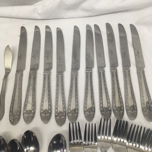 Reed & Barton Marie Antoinette Stainless Flatware 53 Piece Fork Spoons Knives - Picture 13 of 17