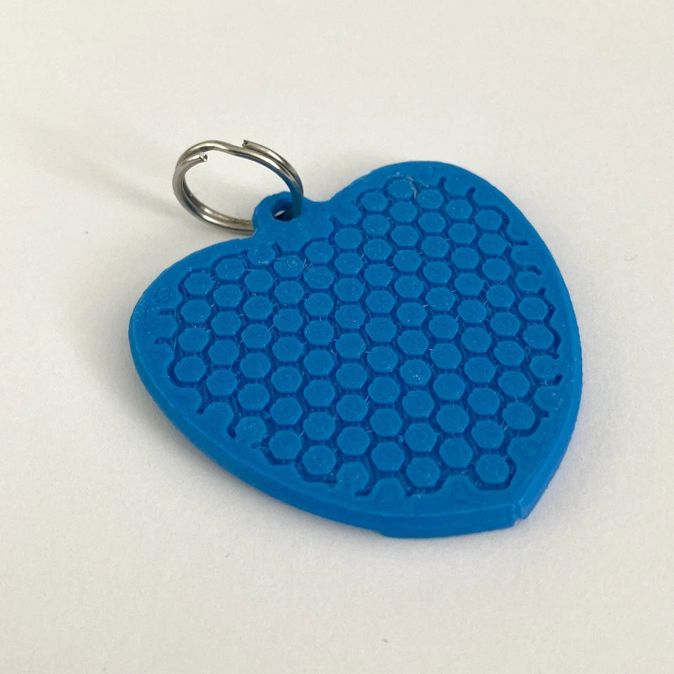 LLAVERO CORAZÓN VESPA RALLY SCOOTER AZUL CON RAYAS BLANCAS VALENTINO Foto 3 de 3