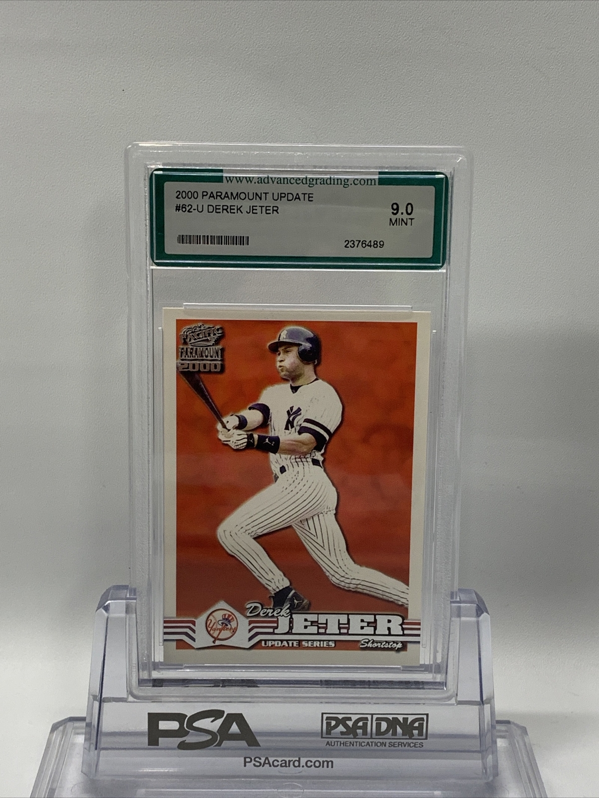 DEREK JETER 2000 PARAMOUNT UPDATE #62-U YANKEES ADVANCED GRADING 9 MINT