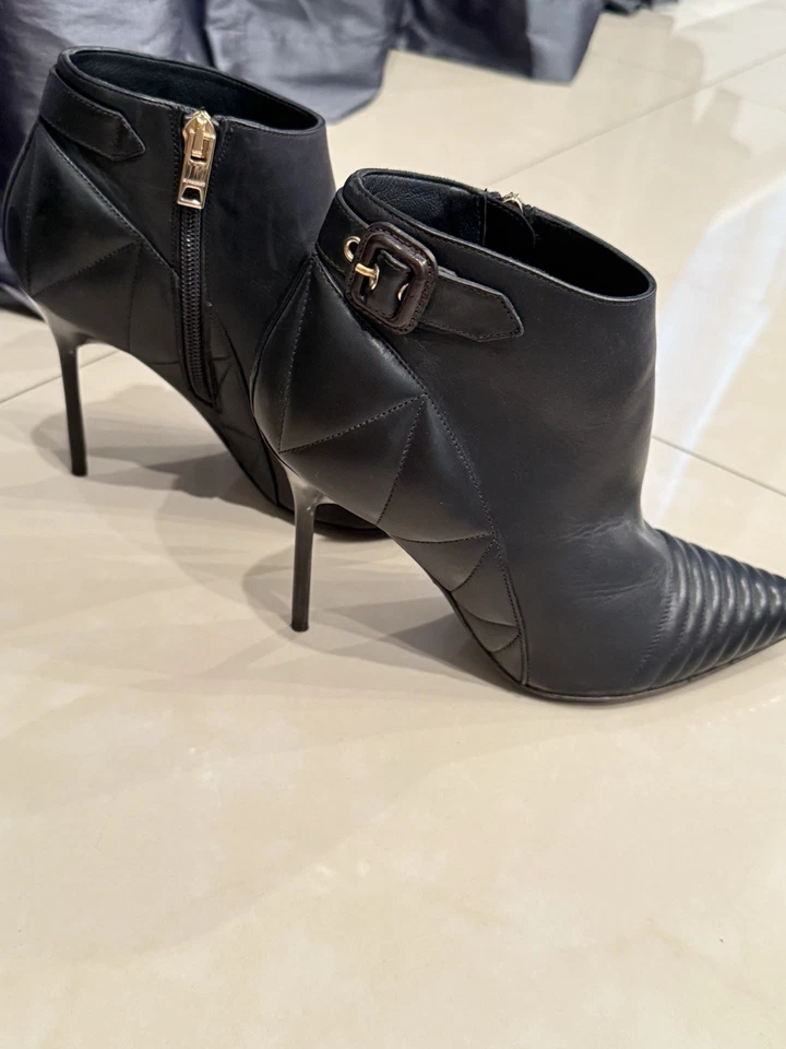 Botines Burberry para mujer talla 36 Foto 2 de 4