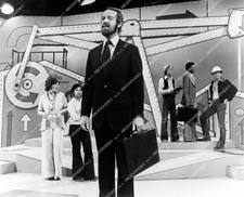 { 1978 Pamela Dahl, Arlene Martinez, Mike Farrell, Jeffrey Harlan KCET TV Freest