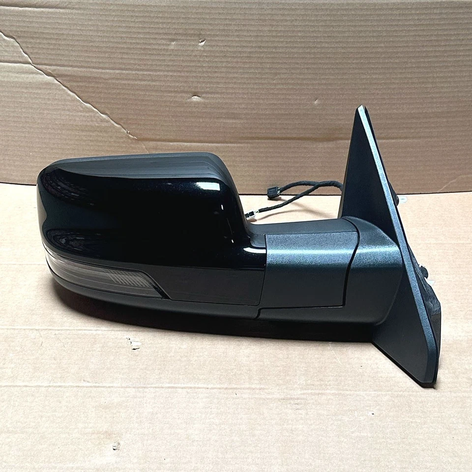 Espejo retrovisor exterior derecho nuevo OEM 2025 Ram 1500 Mopar, 7LU68KXJAC Foto 2 de 4