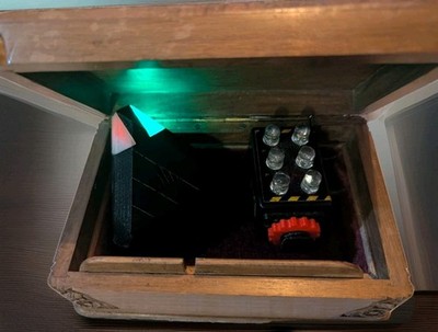 Ghost Hunt· Flux 2 Response Device & Dual IR & Full Spectrum Light + Secret Box