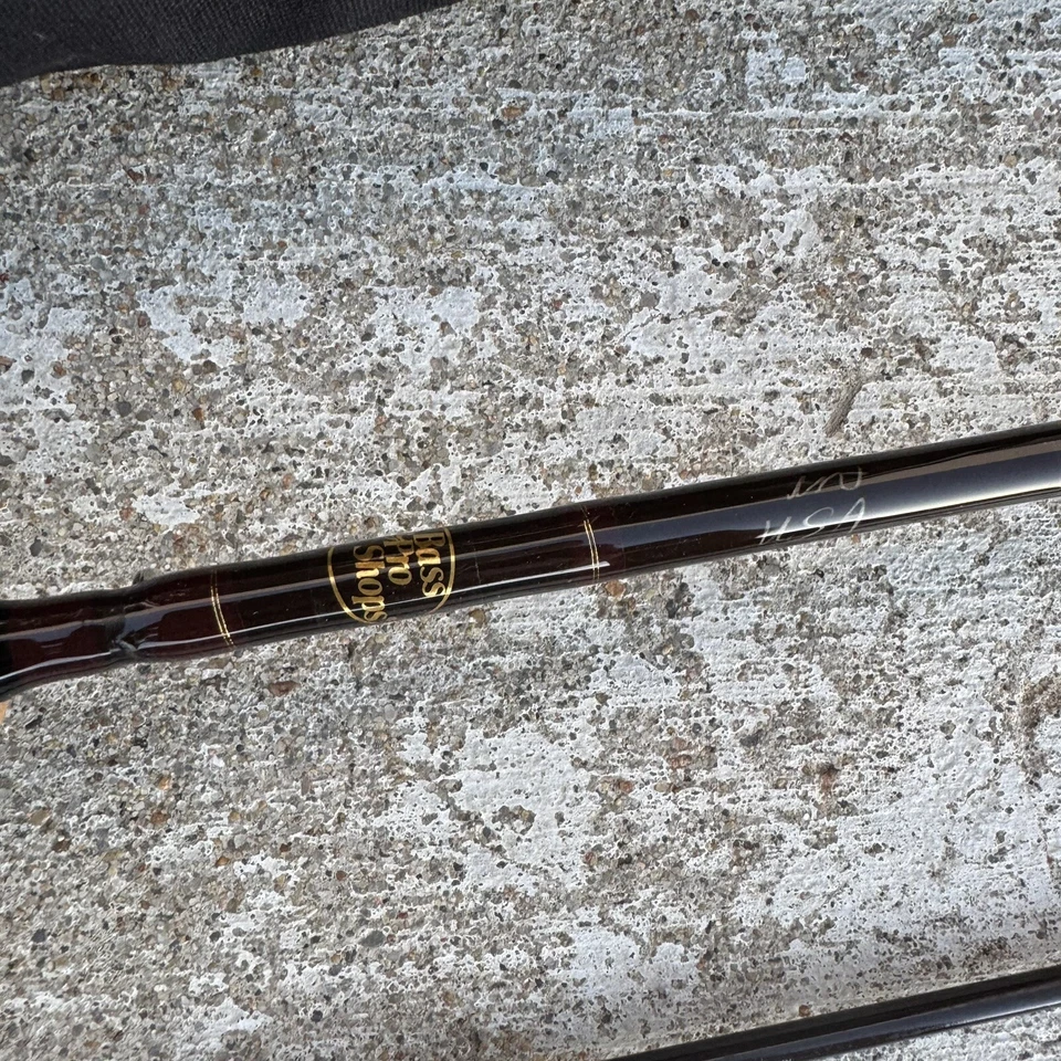 Bass Pro Shops White River Classic WR 8056 caña de pescar con mosca con estuche de metal NUEVO Foto 2 de 4