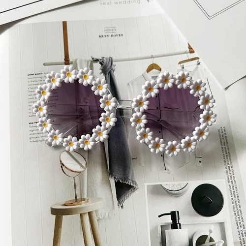 Flower Shaped Cute Glasses UV 400 Protection Outdoor Girl - Picture 2 of 5