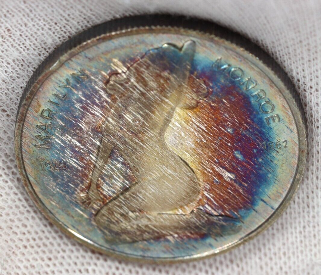 Vintage Marilyn Monroe 1 oz .999 Silver Art Round 1926-1962