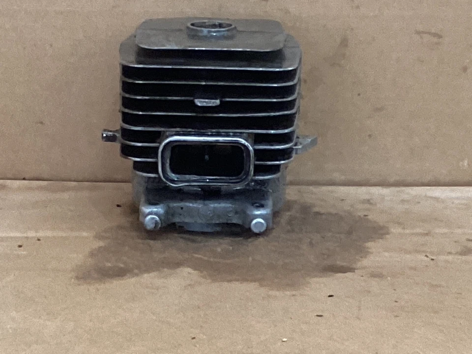 Culata desbrozadora McCulloch Eager Beaver modelo 282 Foto 2 de 3